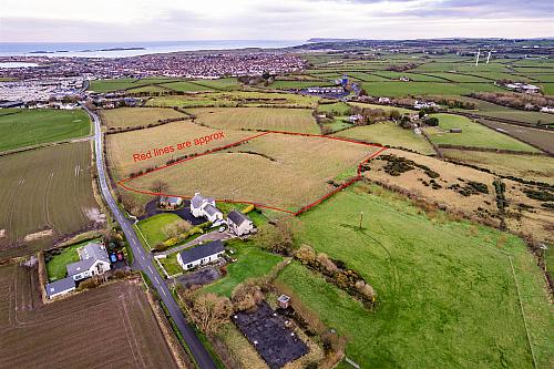 Large 6 acre field ajacent to 39 Loguestown Road, Coleraine